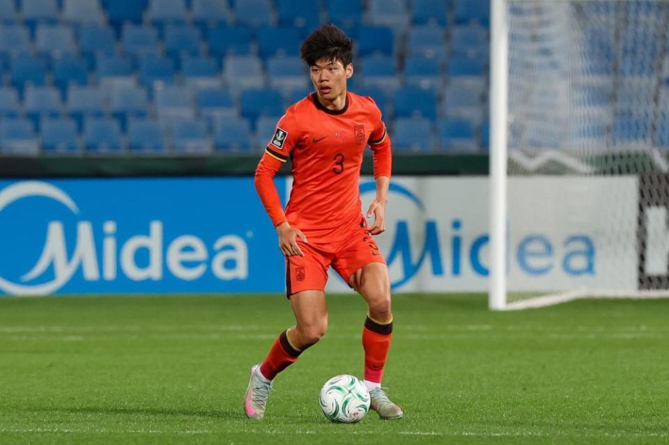 世俱杯买球APP-曝泰山锁定冬窗首签！贺一然已谈妥，转会费不到2000万